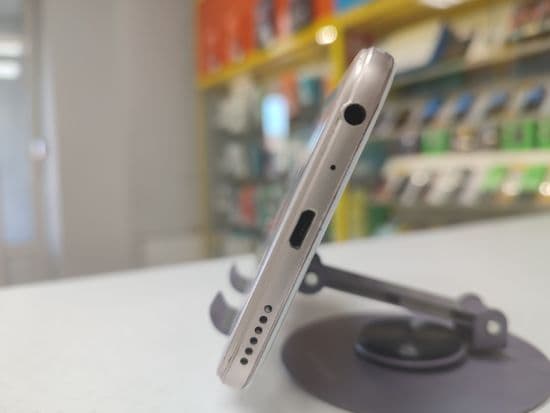 Фото 4: Oppo A57 3/32GB по адресу г.Артемовский, ул.Свободы,42