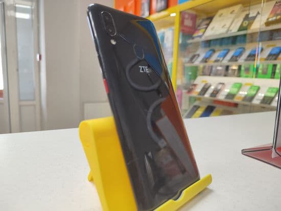 Фото 2: ZTE Blade V10 Vita 2/32GB по адресу г.Артемовский, ул.Свободы,42