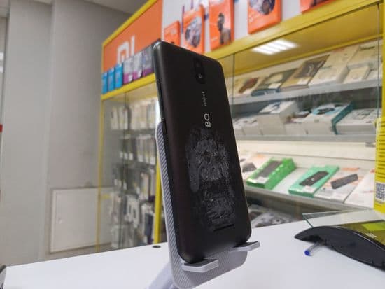 Фото 4: BQ 5045L Wallet (черный) по адресу г. Кушва, ул. Строителей, 12