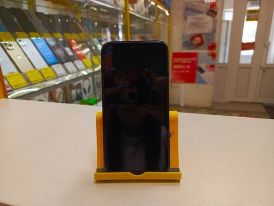 Фото 4: Apple iPhone Xr 128GB (в корпусе 13 Pro) по адресу г. Верхний Тагил, ул. Ленина, 92