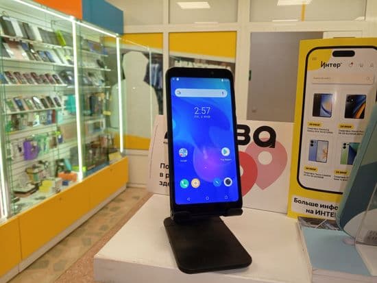 Фото 2: Meizu C9 2/16GB по адресу г. Невьянск, ул. Ленина, 15а
