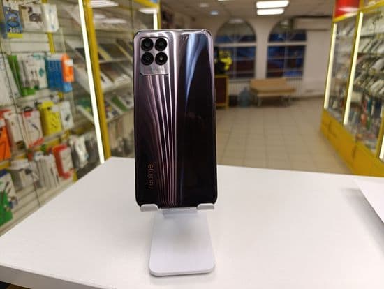 Фото 1: Realme 8i 4/64Gb по адресу г.Невьянск, ул. Ленина,15а