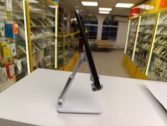 Фото 4: Realme 8i 4/64Gb по адресу г.Невьянск, ул. Ленина,15а