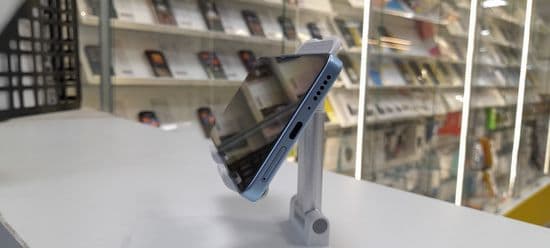 Фото 4: Xiaomi Redmi Note 13 8/128GB (синий) по адресу пос. Свободный, ул. Свободы, 38