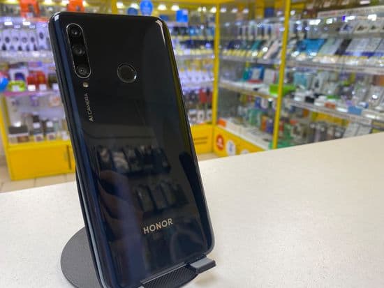 Фото 7: Honor 10i 4/128Gb по адресу пос. Баранчинский, ул.Коммуны,45