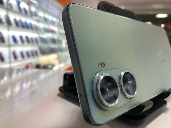 Фото 3: Huawei Nova 10 SE 8/128GB по адресу г.Н.Тагил, ул.Металлургов,50Б