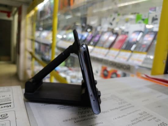 Фото 1: OnePlus Nord 2 8/128GB по адресу г.Севастополь, Северная, площадь Захарова, 1Ж, «Новая Ярмарка», пав. 7