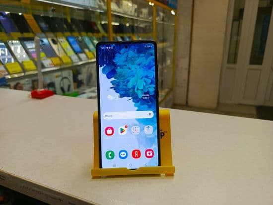 Фото 1: Samsung Galaxy S20FE 6/128GB по адресу г. В.Тагил, ул. Ленина, 92