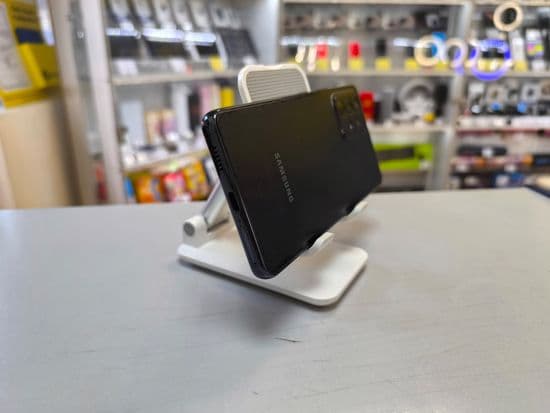 Фото 3: Samsung Galaxy A53 5G 8/256Gb по адресу г. Севастополь, Северная, площадь Захарова, 1Ж, «Новая Ярмарка», пав. 7