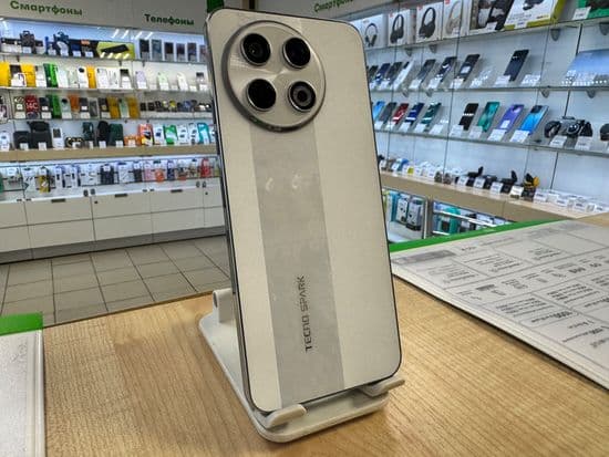 Фото 3: Tecno Spark 30 Pro 8/128GB по адресу г.Красноуральск, ул.Янкина,16, ост.компл.Больничный