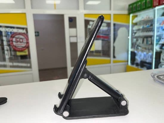 Фото 3: Honor 8C 3/32GB по адресу г. Нижний Тагил, ул. Пархоменко, 41