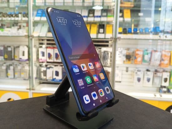 Фото 1: Xiaomi Mi 11 Lite 5G 8/128GB по адресу г. Нижний Тагил, ул. Пархоменко, 41