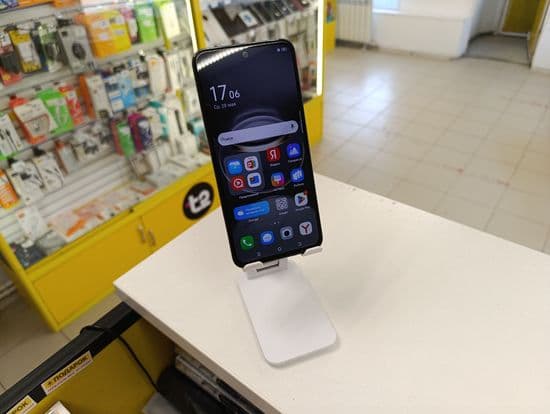 Фото 6: Tecno Spark 30 Pro 8/256GB (серый) по адресу г. Нижний Тагил, ул. Металлургов, 58а