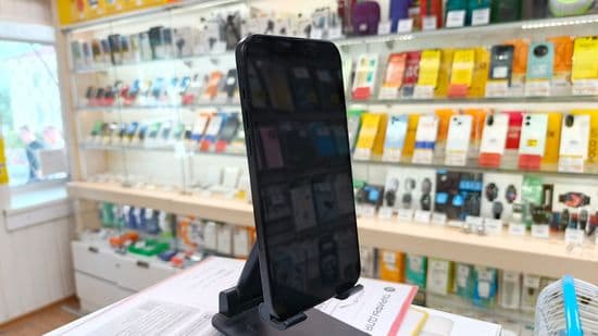 Фото 1: Apple iPhone 15 Plus 512GB по адресу г.Красноуральск, ул.Ленина,8а