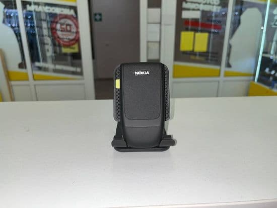 Фото 1: Nokia 6131 по адресу г.Кировград, ул.Свердлова,70