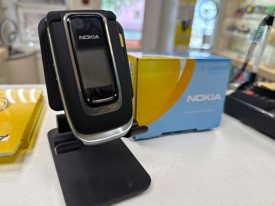 Фото 3: Nokia 6131 по адресу г.В.Тура, ул. Иканина, 90