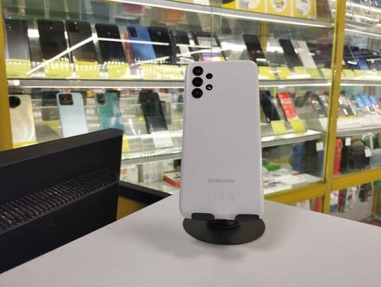 Фото 3: Samsung Galaxy A13 4/128GB по адресу г. Ивдель, ул. Трошева,16