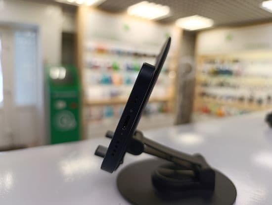 Фото 2: Apple iPhone 12 mini 128GB по адресу г. Нижний Тагил, ул. Металлургов, 50Б