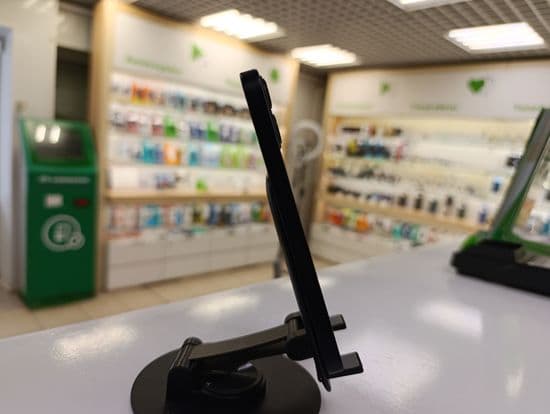 Фото 3: Apple iPhone 12 mini 128GB по адресу г. Нижний Тагил, ул. Металлургов, 50Б