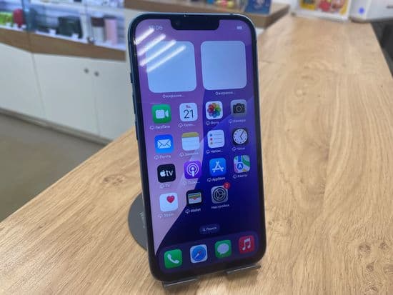 Фото 1: Apple iPhone 13 128GB по адресу г. Нижний Тагил, ул. Металлургов, 58а