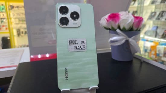 Фото 2: Realme C63 8/256GB (зелёный) по адресу г. Нижний Тагил, ул. Ильича, 23а