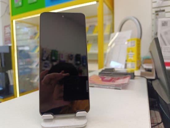 Фото 2: Realme C75 8/256GB (золото) по адресу г. Нижний Тагил, пр-т Мира, 71