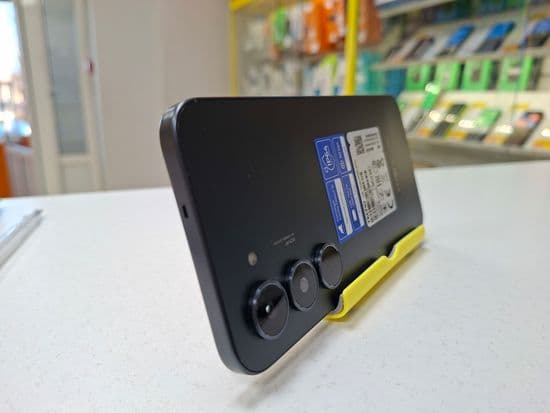 Фото 1: Tecno Spark 40 Pro 8/256GB по адресу г.Артемовский, ул.Свободы,42