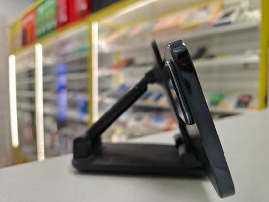 Фото 1: Honor 200 Lite (5G) 8/256GB по адресу г.Ивдель, ул.Трошева,16