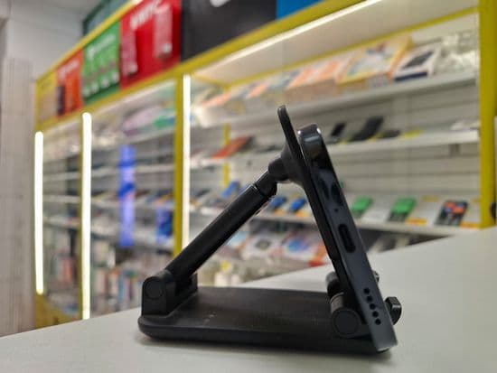 Фото 3: Honor 200 Lite (5G) 8/256GB по адресу г.Ивдель, ул.Трошева,16