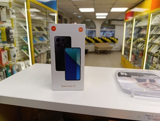Фото 1: Xiaomi Redmi Note 13 8/256GB по адресу г.Невьянск, ул. Ленина,15а