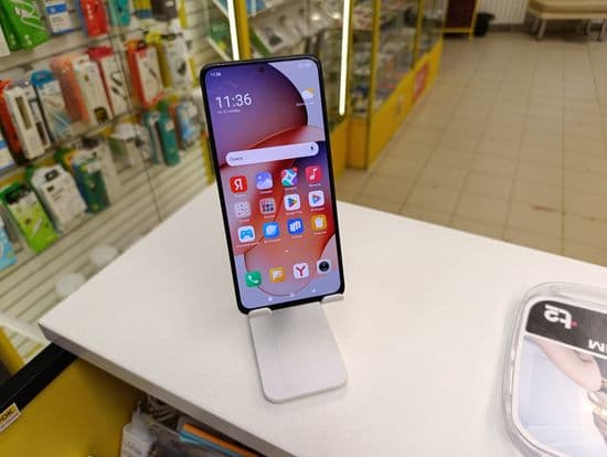Фото 2: Xiaomi Redmi Note 13 8/256GB по адресу г.Невьянск, ул. Ленина,15а