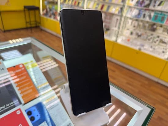 Фото 5: Xiaomi Redmi Note 13 PRO PLUS 8/256GB по адресу г.Н.Тагил, ул.Металлургов,58а