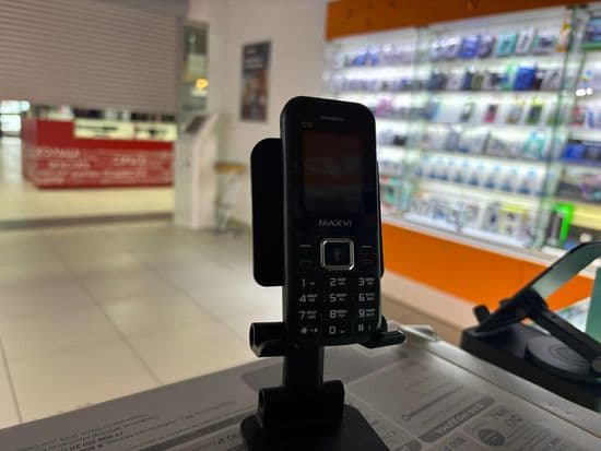Фото 4: Maxvi C3i (чёрный) по адресу г. Нижний Тагил, ул. Пархоменко, 41