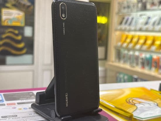 Фото 4: Huawei Y5 (2019) 2/32GB по адресу г.В.Тура, ул. Иканина, 90