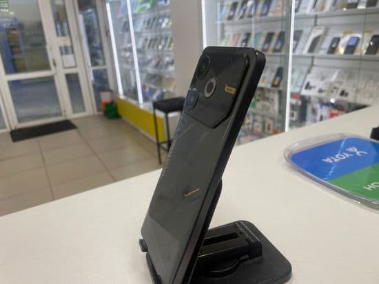 Фото 3: Tecno POVA 6 Neo 8/256GB по адресу г. Нижний Тагил, ул. Металлургов, 50Б