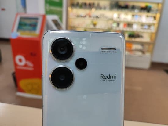 Фото 7: Xiaomi Redmi Note 13 PRO PLUS 12/512GB по адресу г.В.Тагил, ул.Ново-Уральская,52