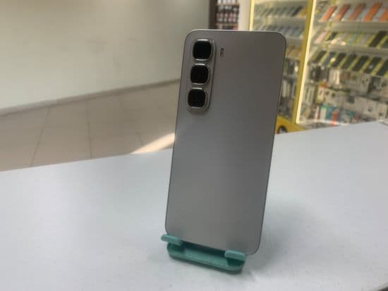 Фото 1: Infinix HOT 60i 4/128GB по адресу г. Нижний Тагил, ул. Зари, 21