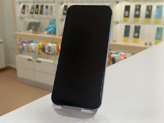 Фото 1: Honor 200 Lite (5G) 8/256GB по адресу г.Новая Ляля, ул.Розы Люксембург,69в