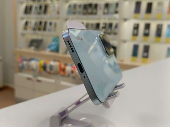 Фото 4: Honor 200 Lite (5G) 8/256GB по адресу г.Новая Ляля, ул.Розы Люксембург,69в