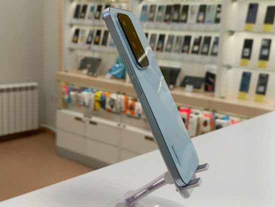 Фото 5: Honor 200 Lite (5G) 8/256GB по адресу г.Новая Ляля, ул.Розы Люксембург,69в