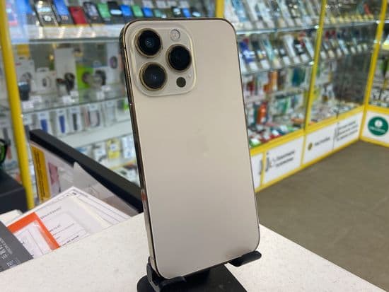 Фото 3: Apple iPhone 13 Pro 128GB по адресу г. Севастополь, Северная, площадь Захарова, 1Ж, «Новая Ярмарка», пав. 7