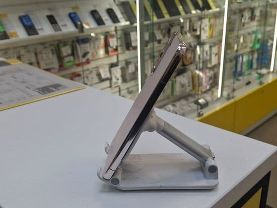 Фото 3: Samsung Galaxy S22 Plus 8/256Gb по адресу г.Кушва, ул.Строителей,12