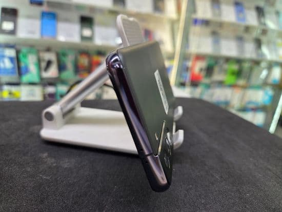 Фото 2: Samsung Galaxy S21 5G 8/256GB по адресу г. Новая Ляля, ул. Розы Люксембург, 69в