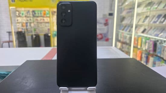Фото 1: Samsung Galaxy M23 5G 6/128GB по адресу г. Нижняя Тура, ул. Усошина, 1