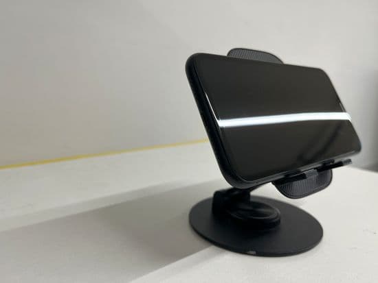 Фото 3: Apple iPhone Xr 128GB по адресу г.Н.Тагил, Черноисточинское шоссе,17