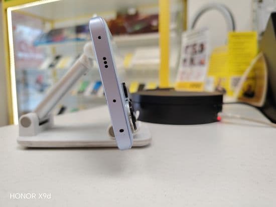 Фото 1: Xiaomi Redmi Note 13 PRO PLUS 8/256GB по адресу г.Н.Тагил, пр-т Мира,71