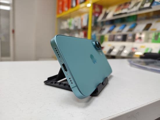 Фото 3: Apple iPhone 16 128GB по адресу г.Артемовский, ул.Свободы,42