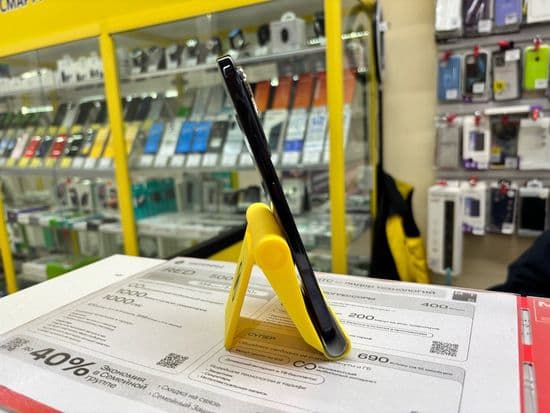 Фото 1: Huawei Nova 13 12/256GB по адресу г.Н.Тагил, пр-т Ленинградский,28