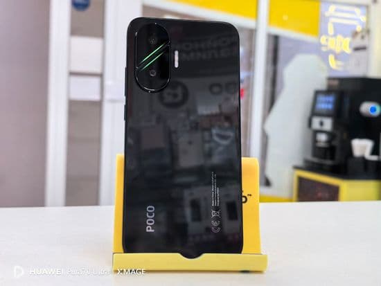 Фото 1: Xiaomi Poco F7 12/512GB по адресу г. Серов, ул. Ленина, 215