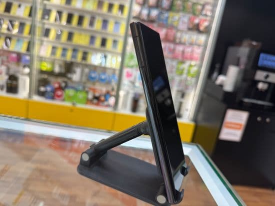 Фото 3: Samsung Galaxy S22 Ultra 5G 8/128GB по адресу г.Н.Тагил, ул.Металлургов,58а